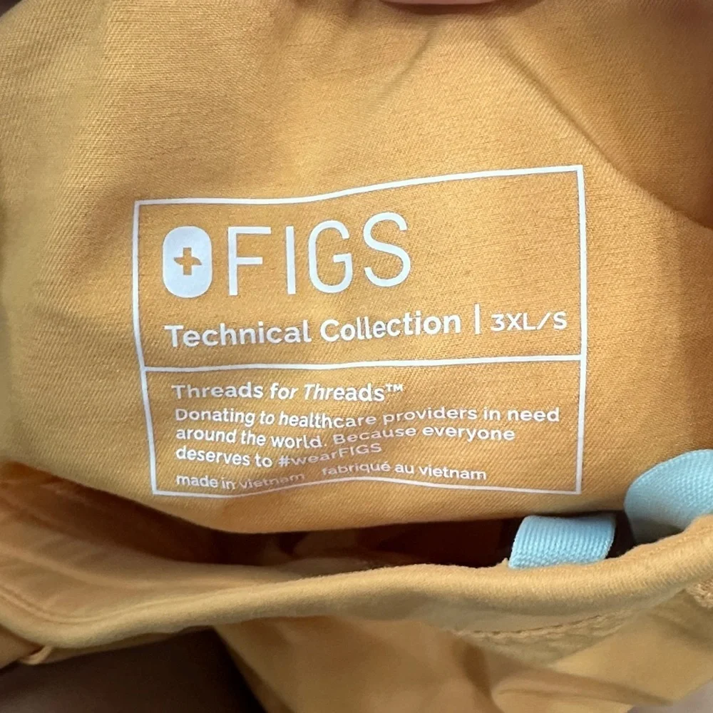 Figs Men’s orange scrubs pants size 3XL Short